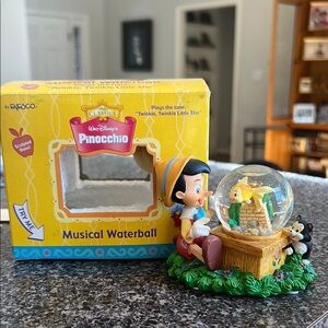 Disney Pinocchio Musical Waterball